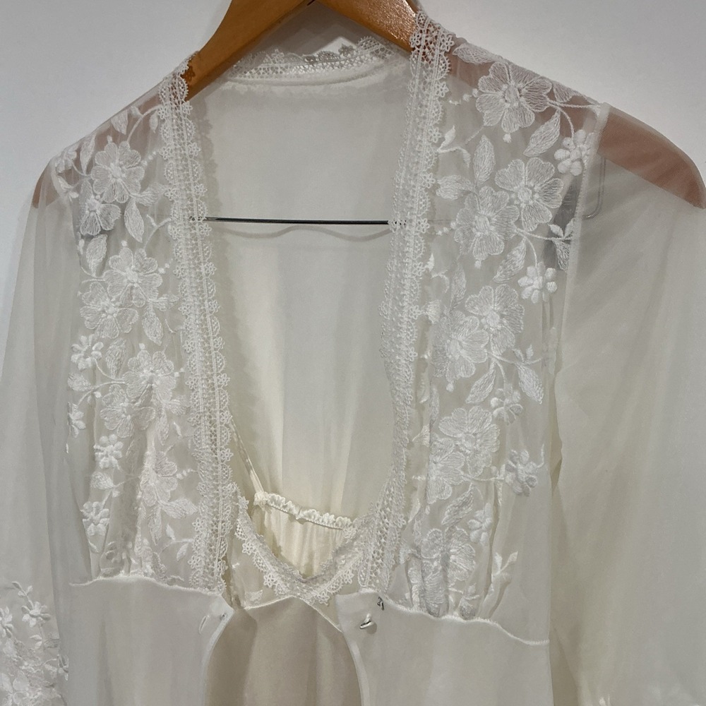 Vtg Unbranded Bridal Peignoir Set Ivory Nylon Lace Chiffon Size Small - Picture 2 of 15